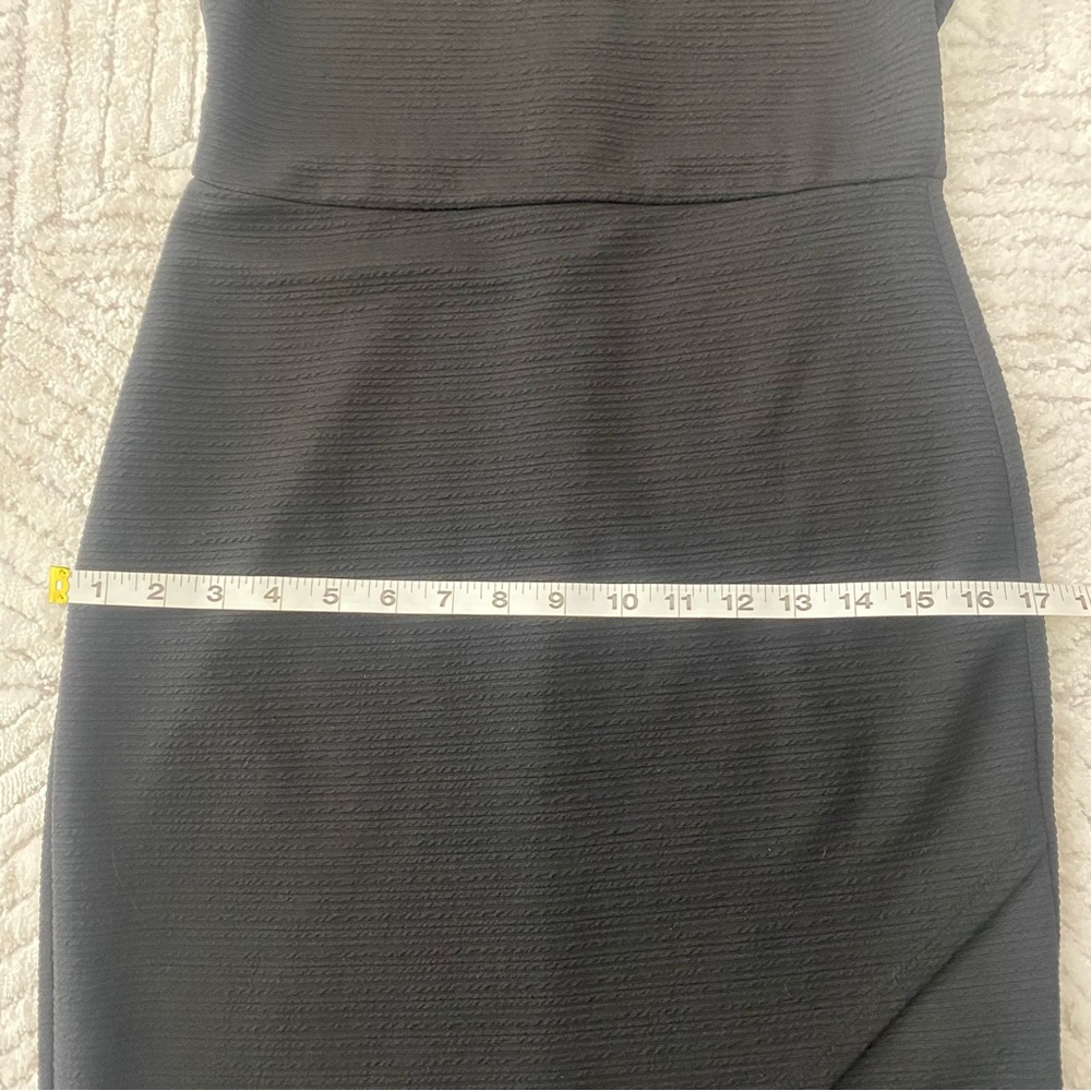 Premier Amour Black Dress 👗 - Picture 10 of 11
